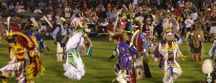 Powwow in Tahlequah, OK. Bild: byways.org